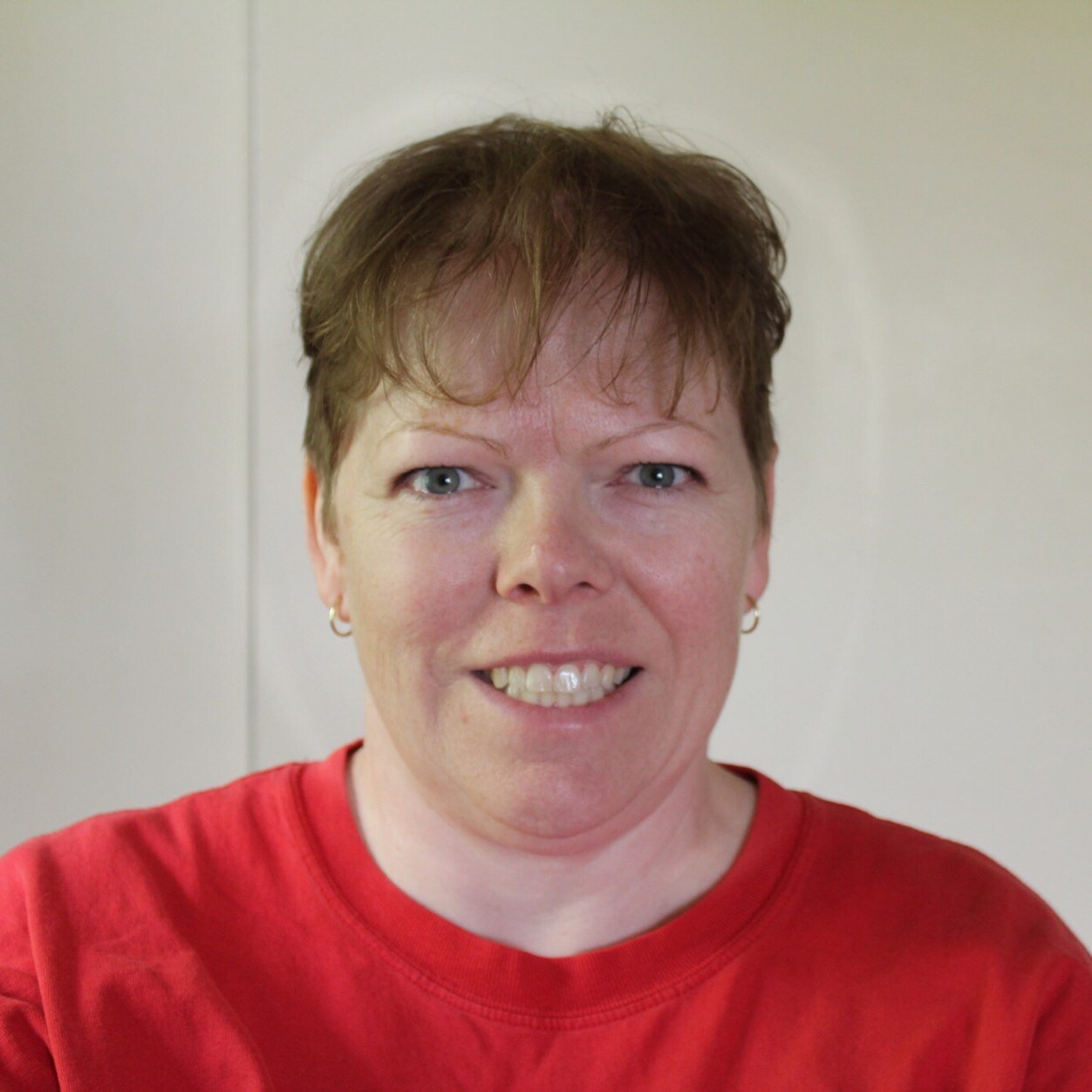 I'm a French and ELA teacher with a passion for photography, geocaching, travel, reading, and technology.