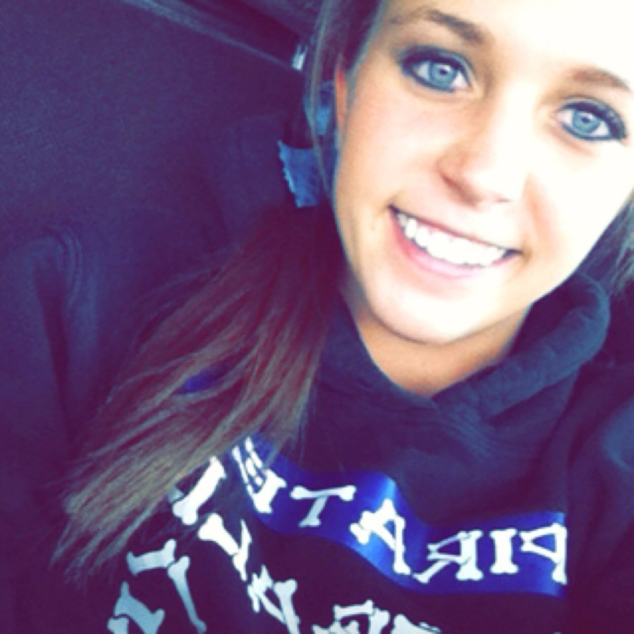 echadwell4's profile picture. Phlipians 4:13- I can do all things through Christ witch strenghtens me!! Softball is my life!!