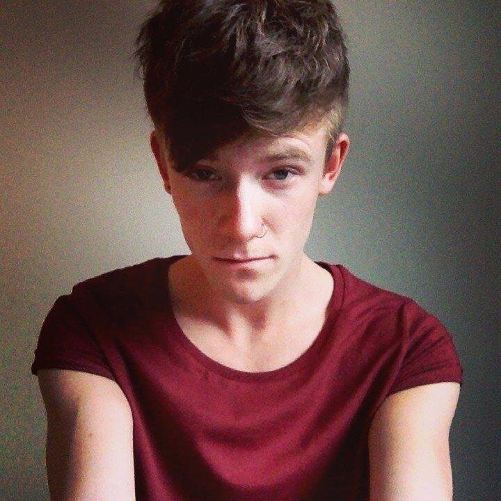 28, Graphic Designer, Essex, Lboro Alum, 🏳️‍🌈 Instagram - georgeeemorgan