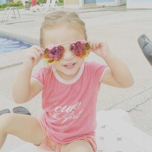 Sofia Fernanda Palma Gallardo es mi sonrisa de cada dia  igual es @FerC7tc  y @jcpalma ♥♡♥  Sigan @_NatVelasquez  ella los seguira 3