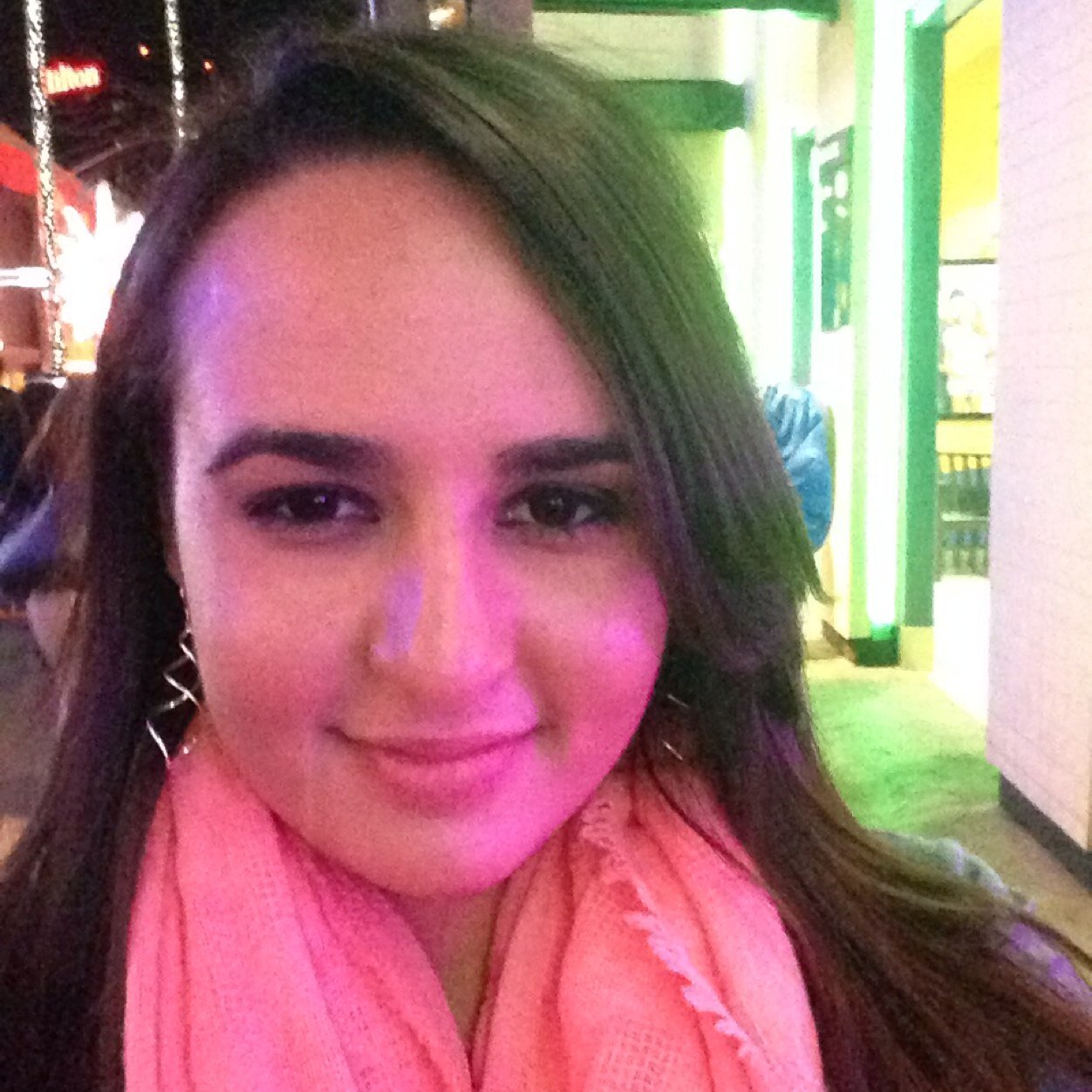 XxElf_ChildxX's profile picture. Plunder Pirates! Join the Drunken Parrots Guild! :)