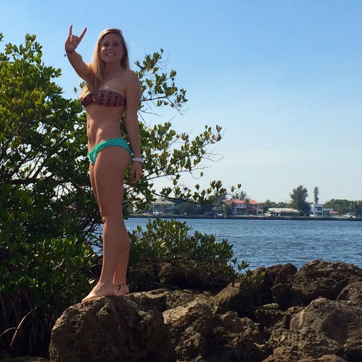 What's life without a little fun in the sun ☀️⚓️✌️