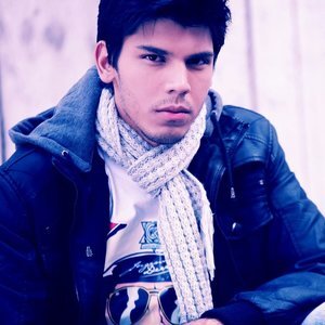 Contador orgullosamente egresado de la Universidad Panamericana, apasionado, amante del fútbol, de los buenos detalles que da la vida y de @feraloreyes