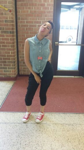 Ayee go follow my sistahh @KedaBabee