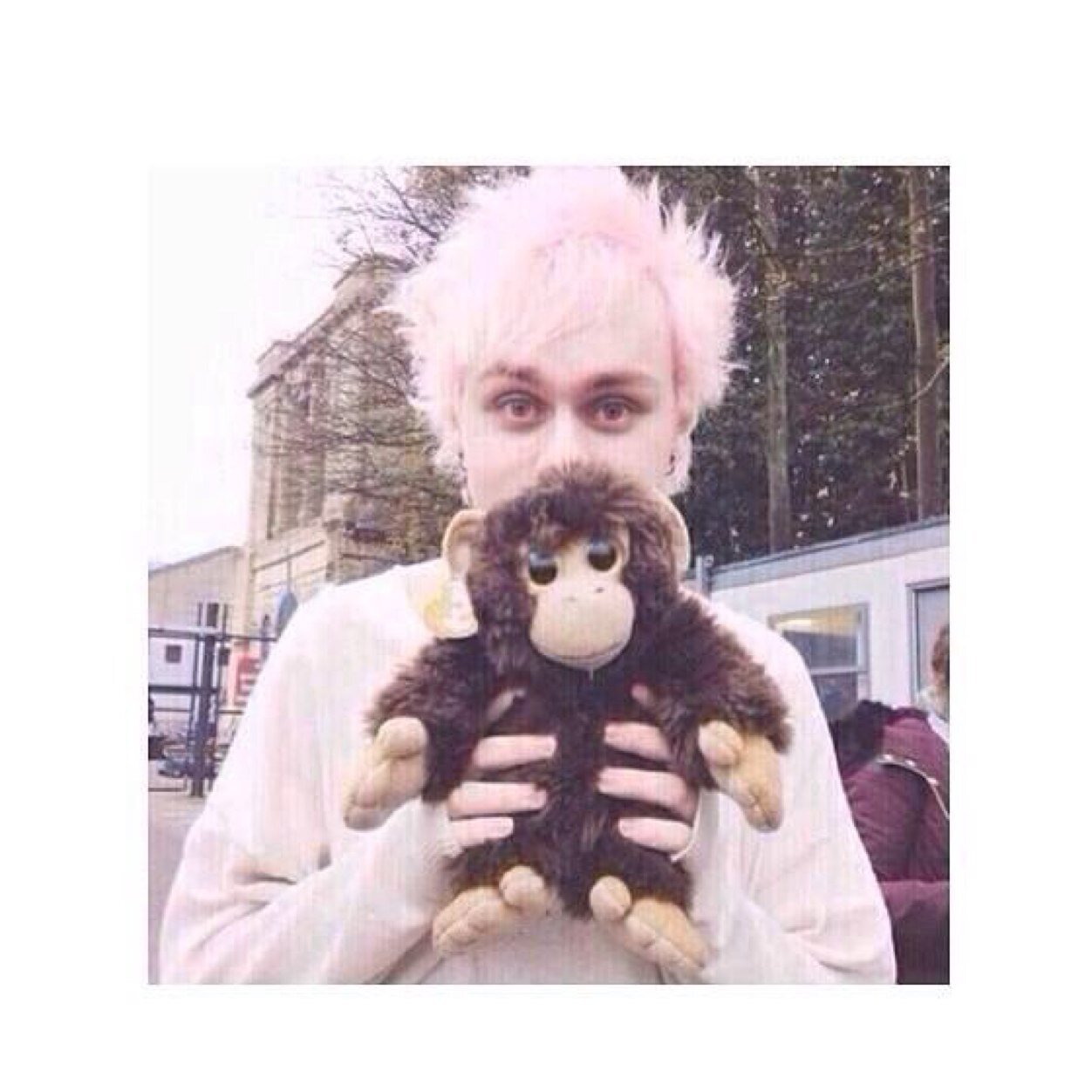 Free follow from @cliffxrdxpizza !! It would be nice if you followed me there