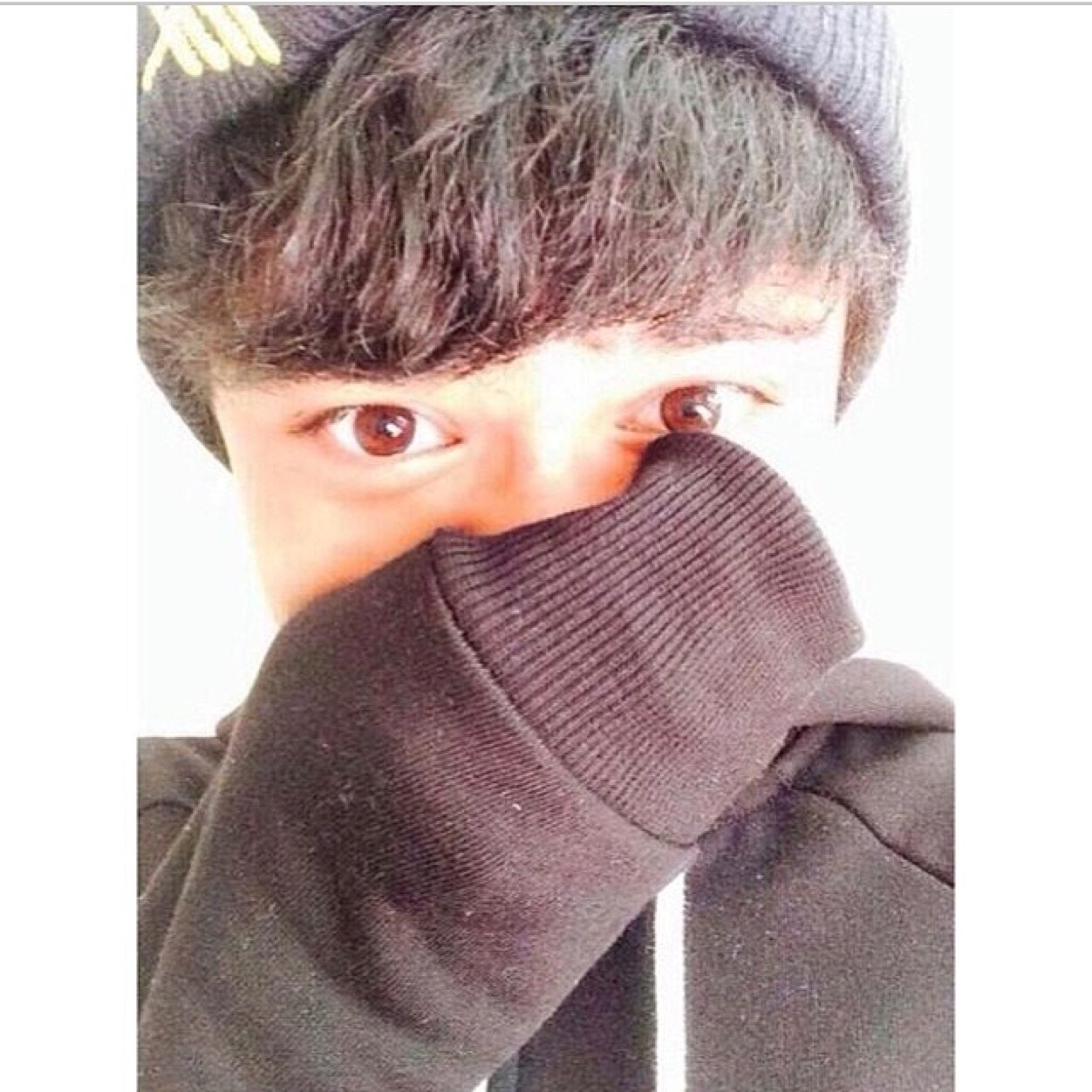 //free follow from @xangelalalax bc youre amazing\\ congrats! one of the boys followed you!
