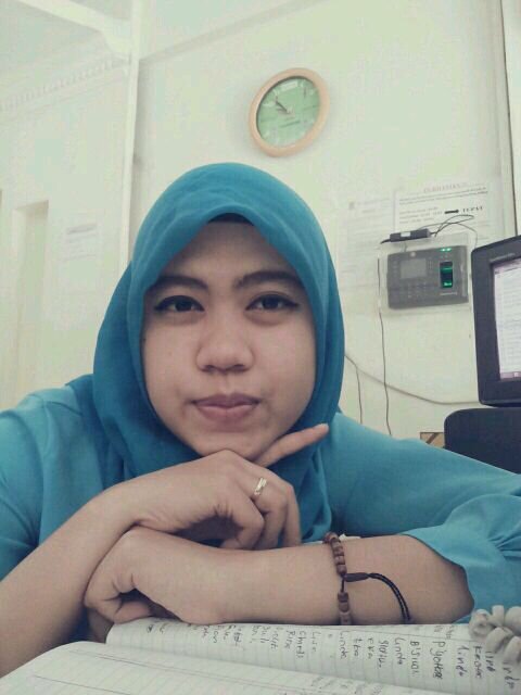 yaa inilah aku apa adanya,,dgn sgala kekuranganqu i'm not perfect yang mmpunyai sbuah mimpi bisa mndptkan kbahagian dgn cara yang SEMPURNA (˘ʃƪ˘)