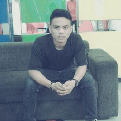 dewangga_420's profile picture. 