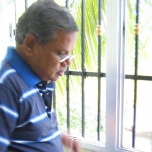 anuays's profile picture. 