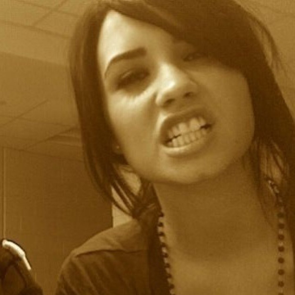 I don't wanna be afraid, I wanna wake up feeling beautiful today.
#Lovatic #Harmonizer #Camren