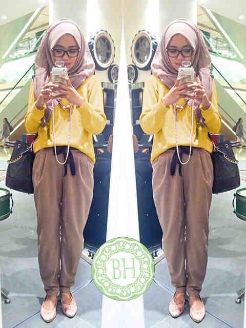 Reseller WELCOME !! • Hijab fashion • Tas import • Shoes-wedges • Langsung dari konveksi • Pin : 324FE153 • 085791285588 • JNE • BCA-BNI • Cek favorite for more
