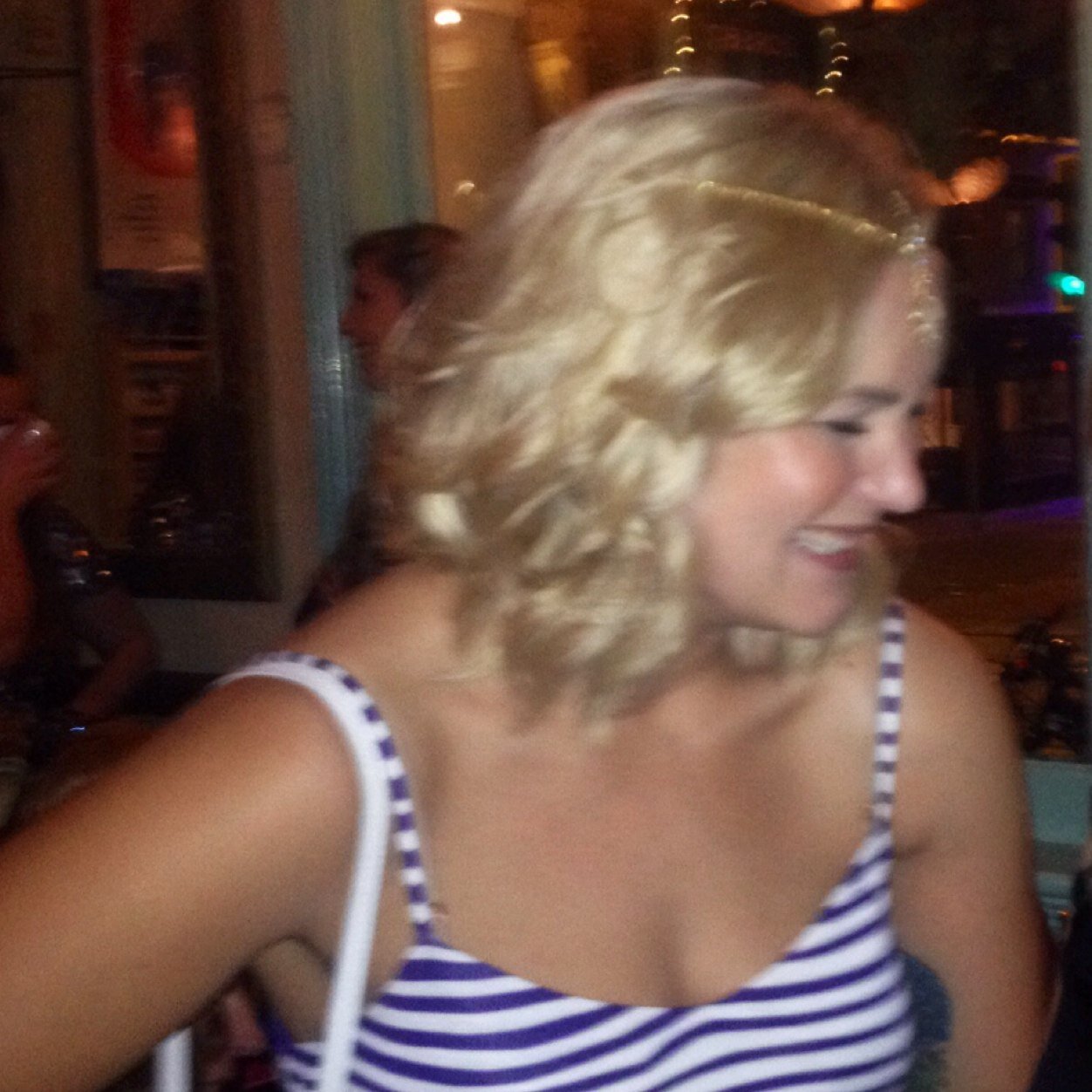 elena_thompson's profile picture. Law Student \ foodie \ G&T \ Winston \ running \ netball \ family&friends \ Marvel \ tea \ piano