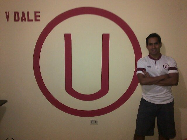 Estudiante de Contabilidad en la @usat_chiclayo, hincha a mUerte de @Universitario de Deportes