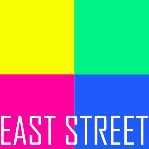 メイドカフェから飛び出したガールズバンドすとすと 正式名称「EAST STREET」のツイッターです！ お問い合わせ、ライブ出演依頼などはオフィシャルHPにお願いします。