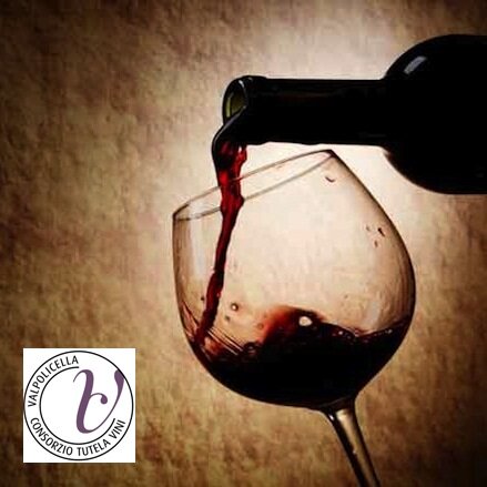 Follow us to discover history&quality of great venetian #wines. For real #winelovers! Seguiteci per scoprire storia e qualità dei grandi vini veneti.