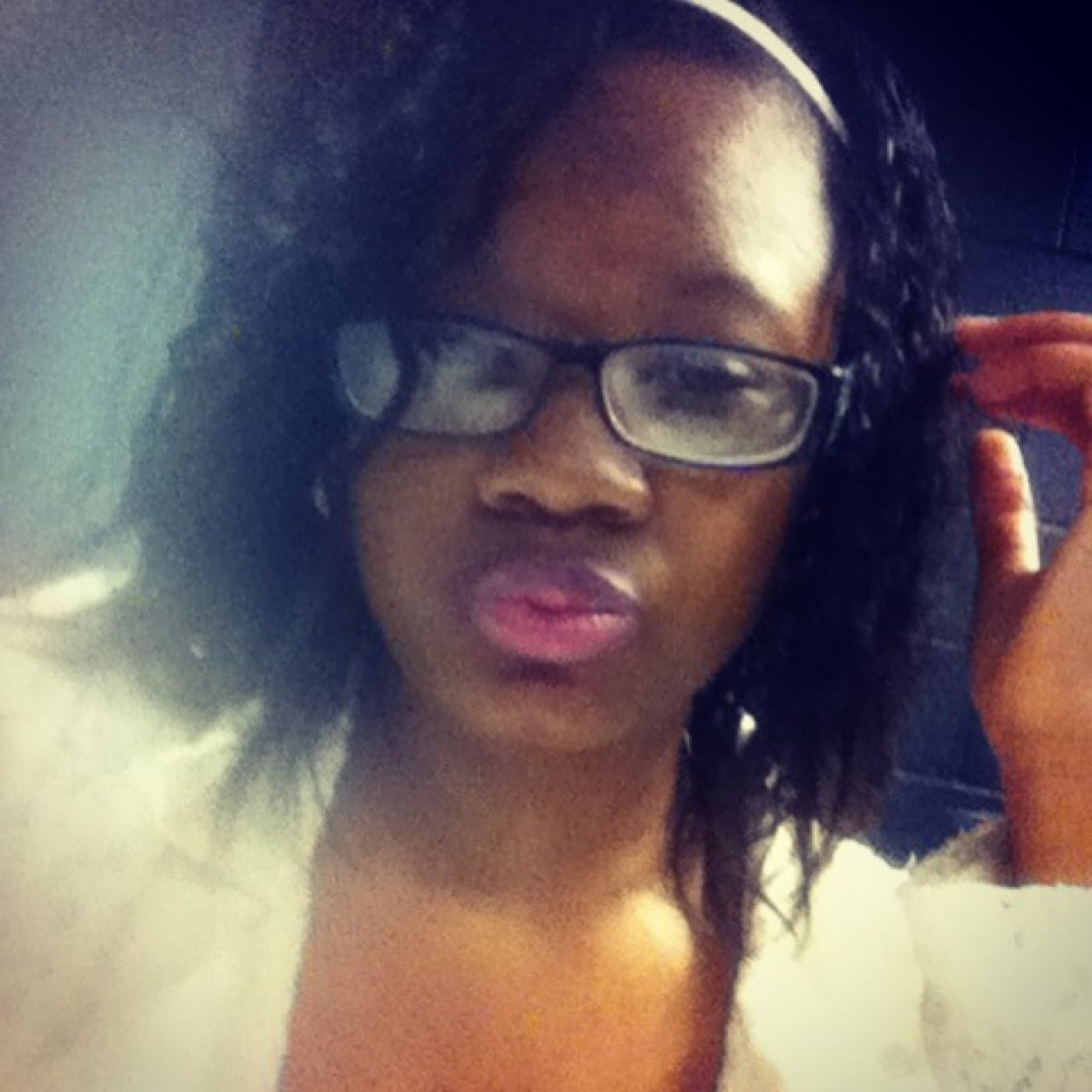 Kik:Navern
Instagram: __caramel__kisses