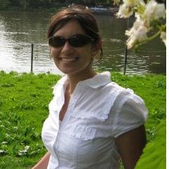Graphic Designer, Pattern lover. Wife to Tony, Mum to Jacob and Sean. You can find me here: https://t.co/QTQUvMKoYJ