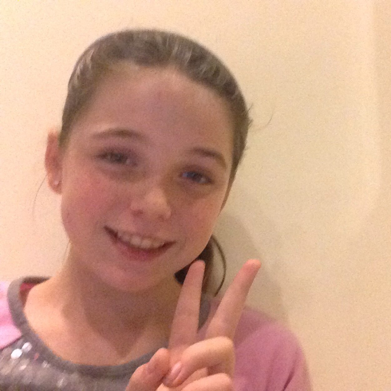 Hi
