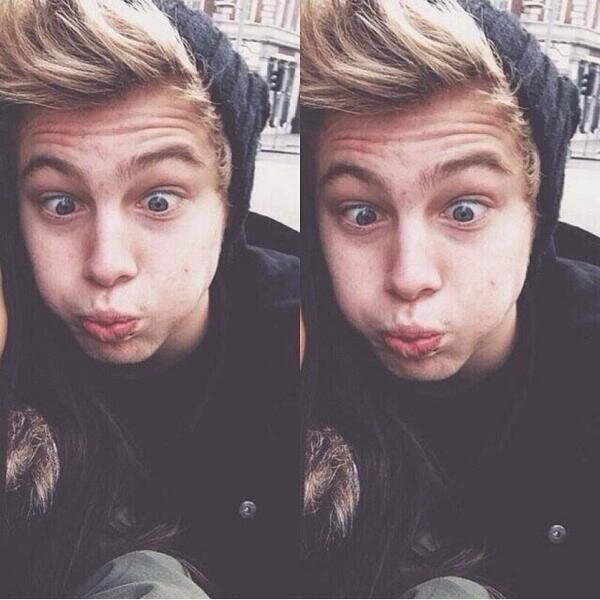 OhItsHemmo1996's profile picture. Hi i'm Luke Hemmings ,I'm 1/4 of 5SOS.the most important in my life are My amazing Fans love you all. :) -private account-