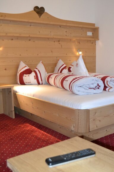 Bauernhof , Natur, Genuss, Wellness, Hotel, Biken, Wandern, Meransen, Südtirol, Urlaub, Relax,  Nordic Walking;  Skifahren, Wandern, Berge, Schwimmen, u.v.m.
