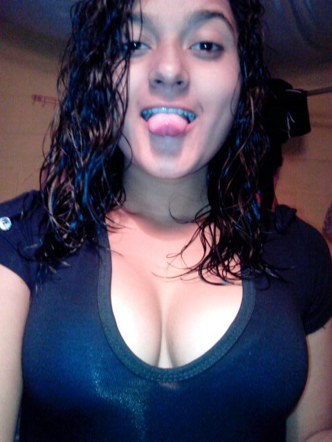 Cáncer! amo la nutella ,me gusta modelar soy una morenita muy hermosa...Sigueme y yo te sigo