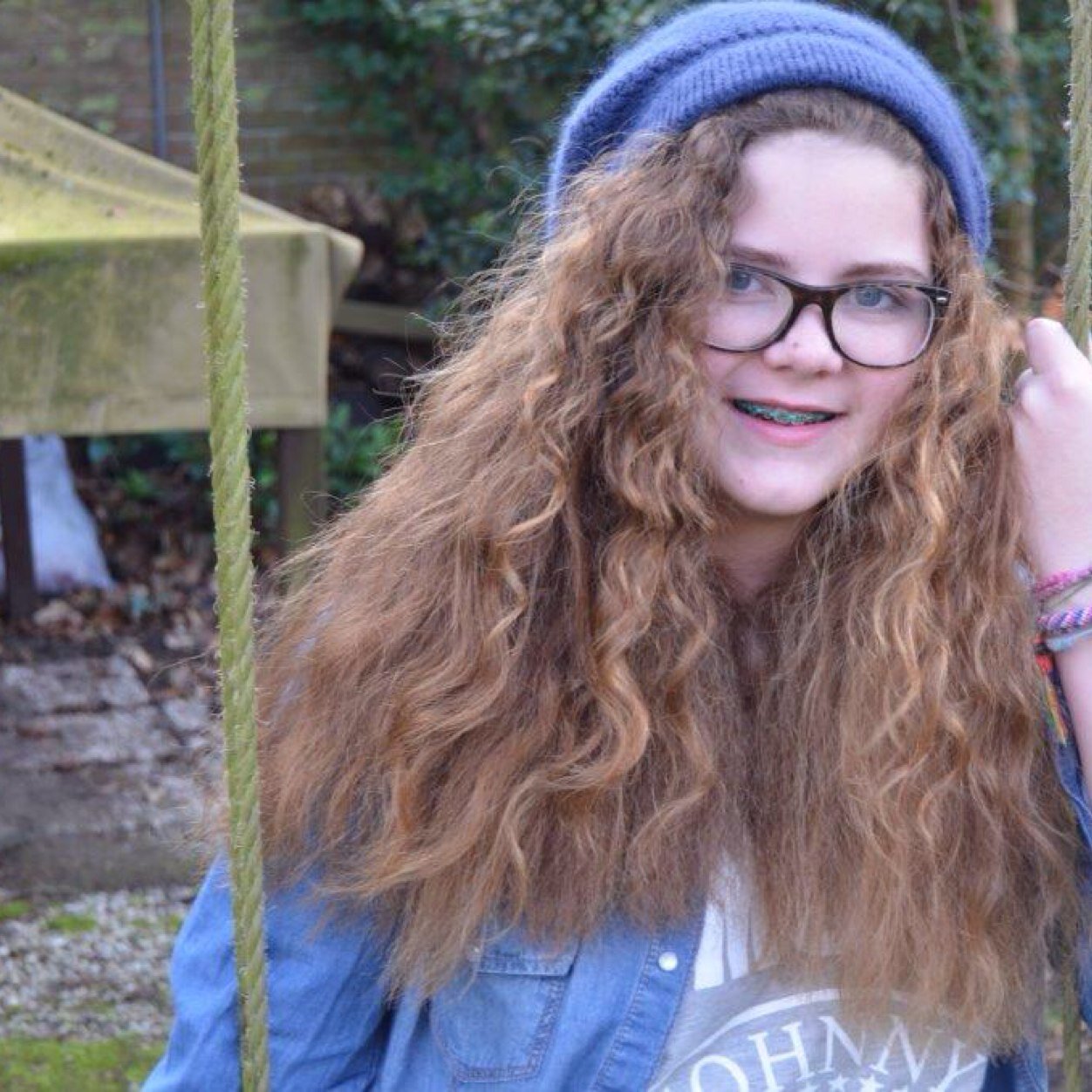 || Love my bestieess || 14 years || ErfgooiersCollege || Netherlands|| Lots of love|| I love you boo!:* Kissss from Anna x