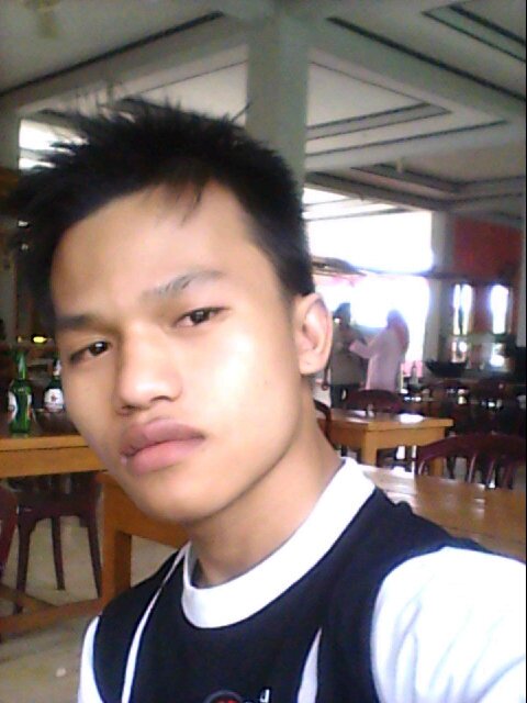 Saya anti menyerah untuk mencuri:-\:-X:-|:-(
 Mencuri Hatimu,,,
 :-D aakkakaakakk