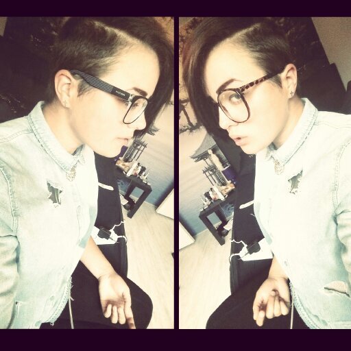 instagram: sharonesmeex