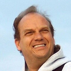 RijnenCreatie, Creatieve Communicatie adviseert, creëert en produceert alles wat uw bedrijf nodig heeft om professioneel naar buiten te treden.