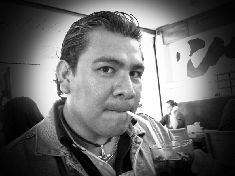 piky90's profile picture. 