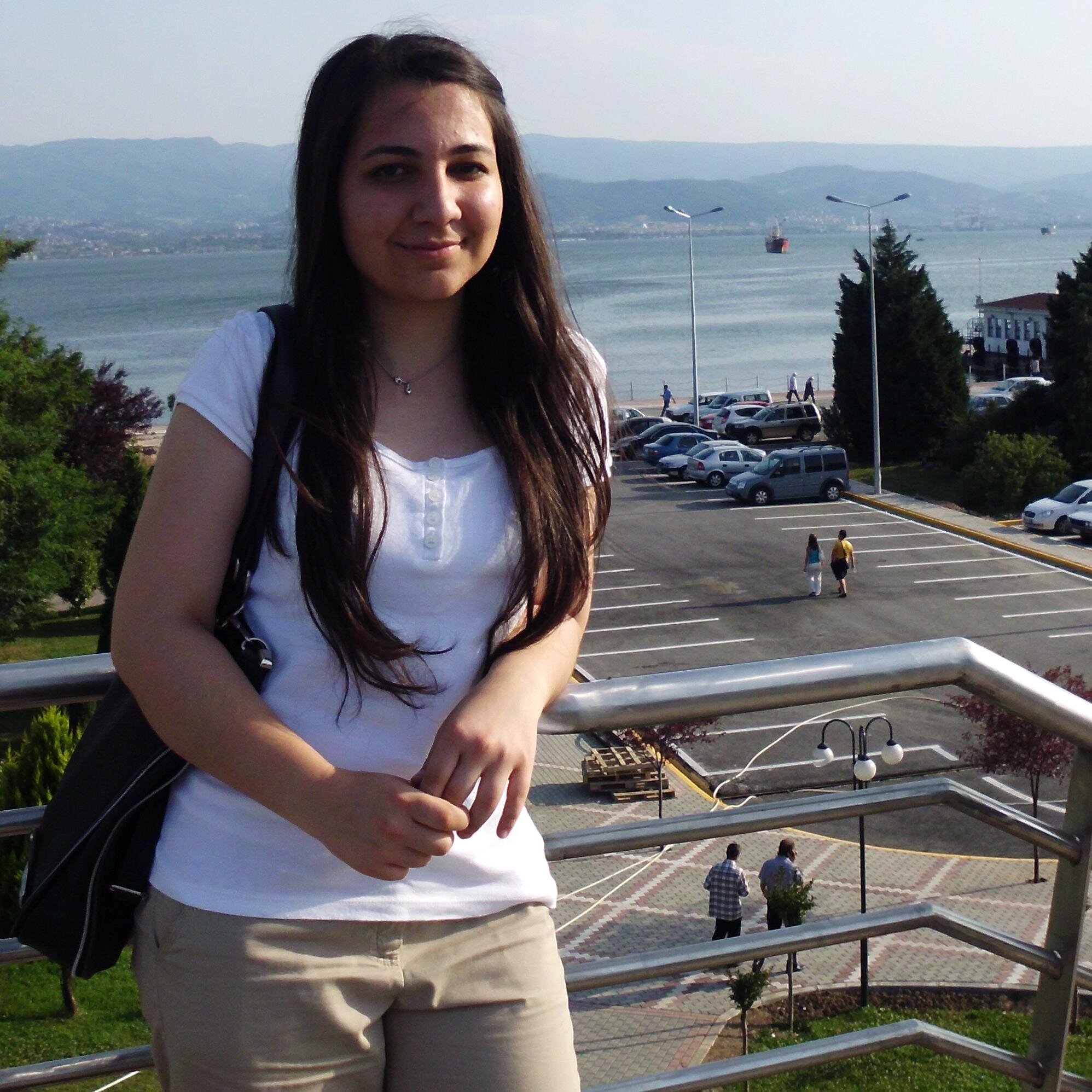 ''Ne güzel teselli..'El mer'u mea men ehabbe..'''
