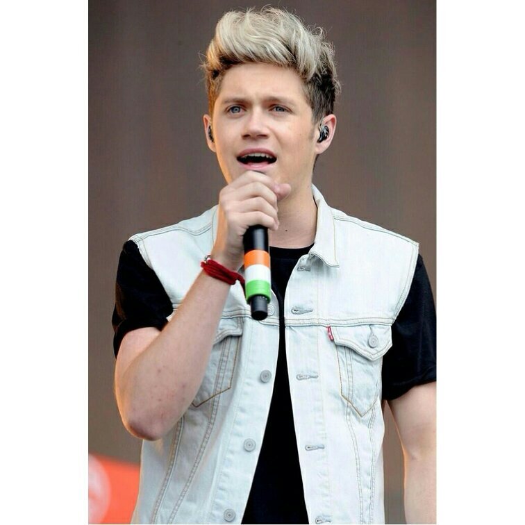 Support acount !!!! Little Mix, One Direction.