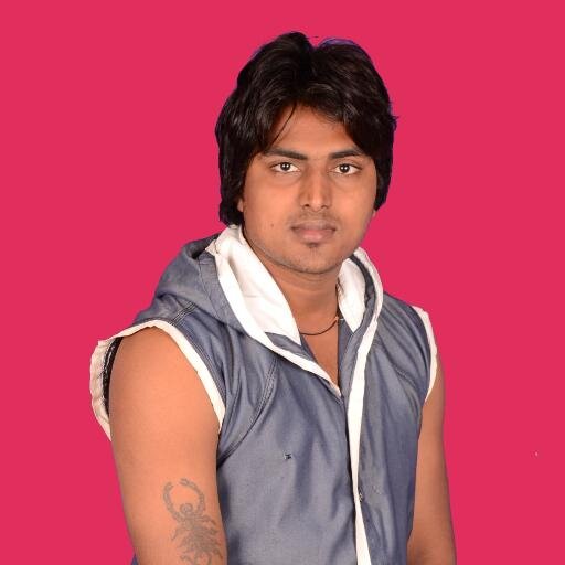 I'm photographer 

new look wedding photo studio