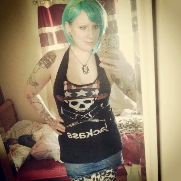 TittsSugar's profile picture. Just a greebo trying to be creative and enjoy the simple things in life.