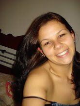 O que me compõe é tudo o que minha alma já viveu. É tudo o que meu corpo já sentiu. É o que eu me lembro, sonho, sinto: Amores, dores... Medos, vícios.