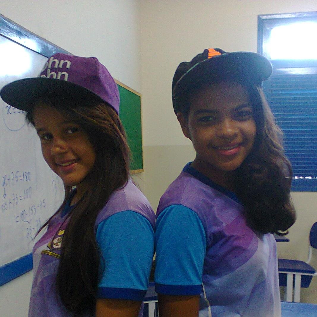 @paulinhaleite tu eh foda negha demais te adoro gatona:P