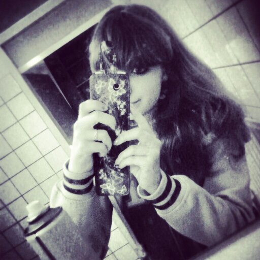 hooliganfor live33
*melinda
*15 year
*the Nederlands