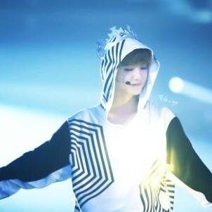 xiiao_guaii's profile picture. k-pop fan
saranghae k-pop