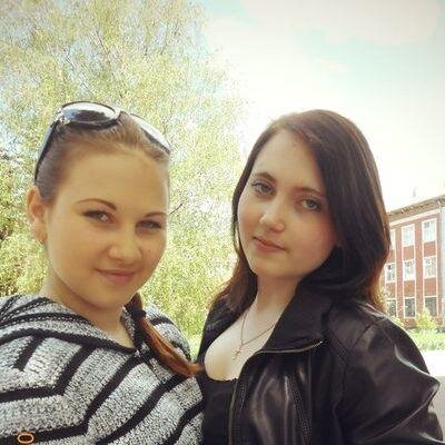 Здравствуйте. Как человек я довольно общительная. Хочу общаться просто. Просто люблю все необычное.