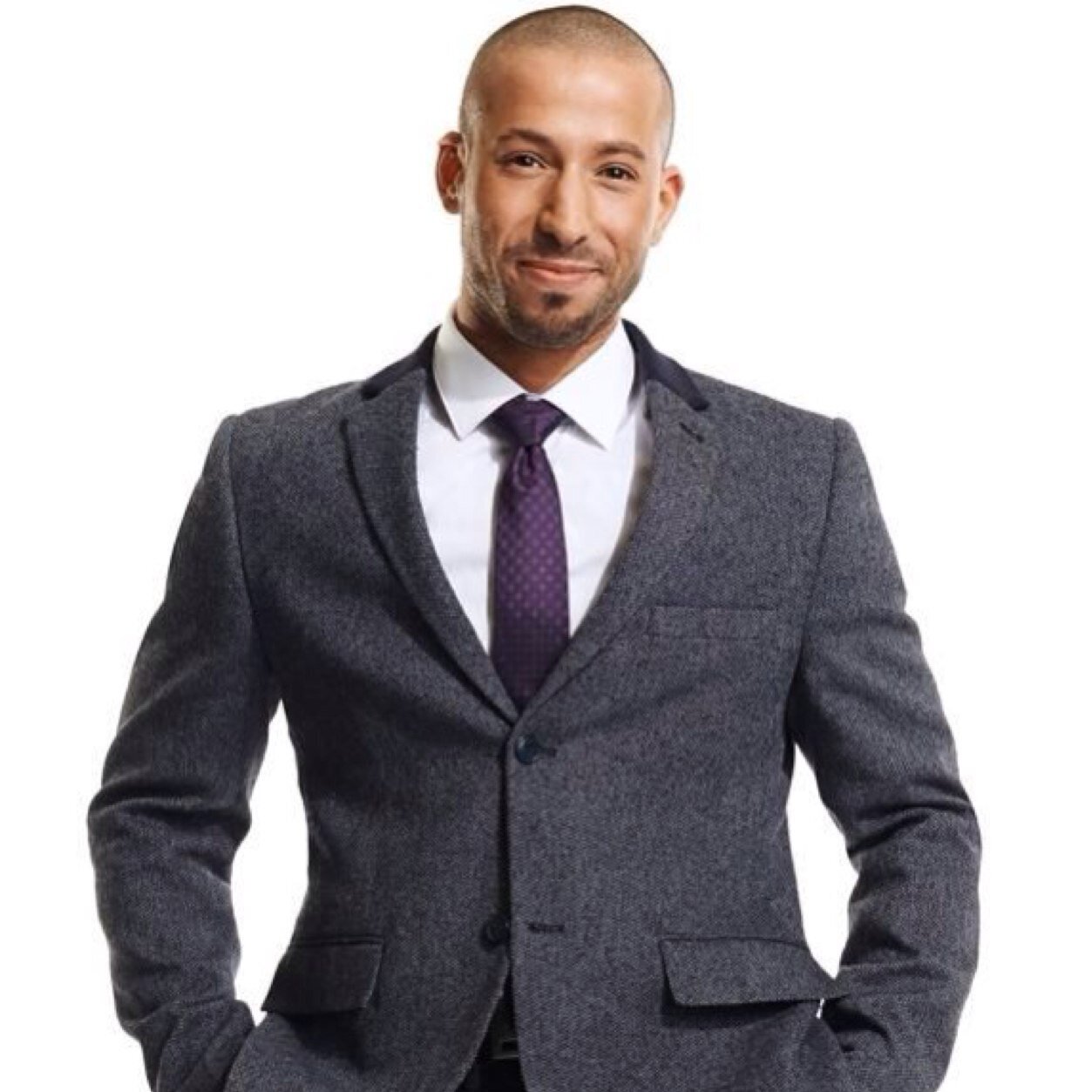 AdeleArakawak's profile picture. The official account of Adel Elseri Contestant on Big Brother Canada 2, proud inventor of T2T. Instagram: 3douily
http://t.co/F58cEV7rBr  4 wallahbro gear