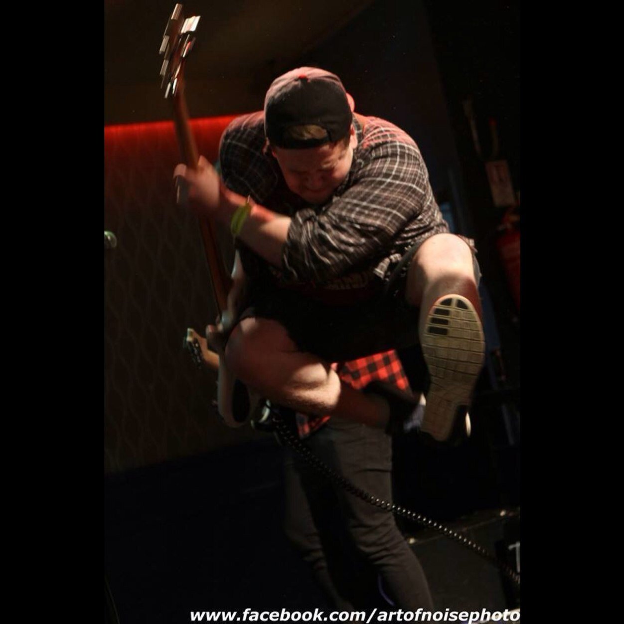 Play bass in @atlasbanduk