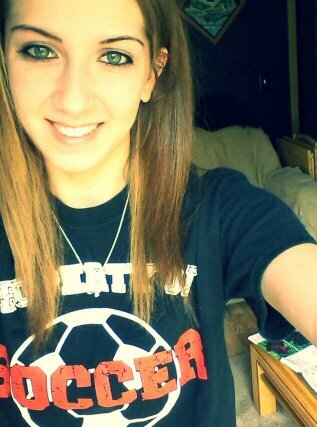 sweetsarbear16's profile picture. 