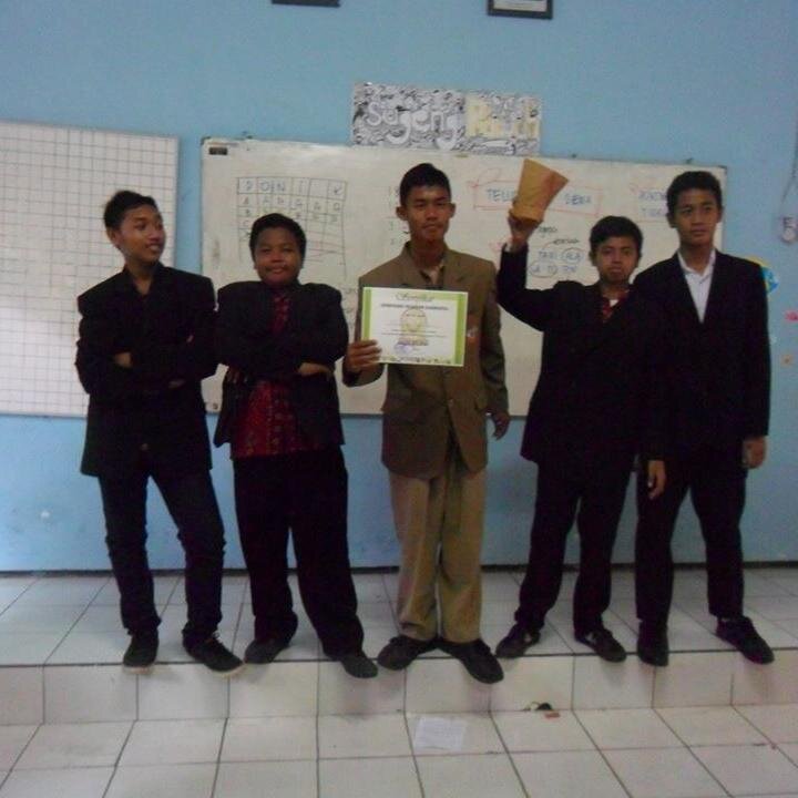 Bolang (BOcah deLApaN-G ) 
SPENTARU