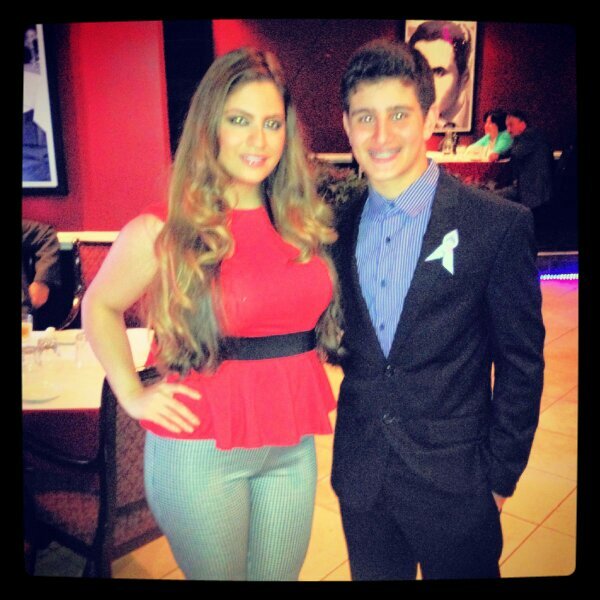 PNikho's profile picture. ever day is Halloween I'm trick or treatin 
_speakerknockers