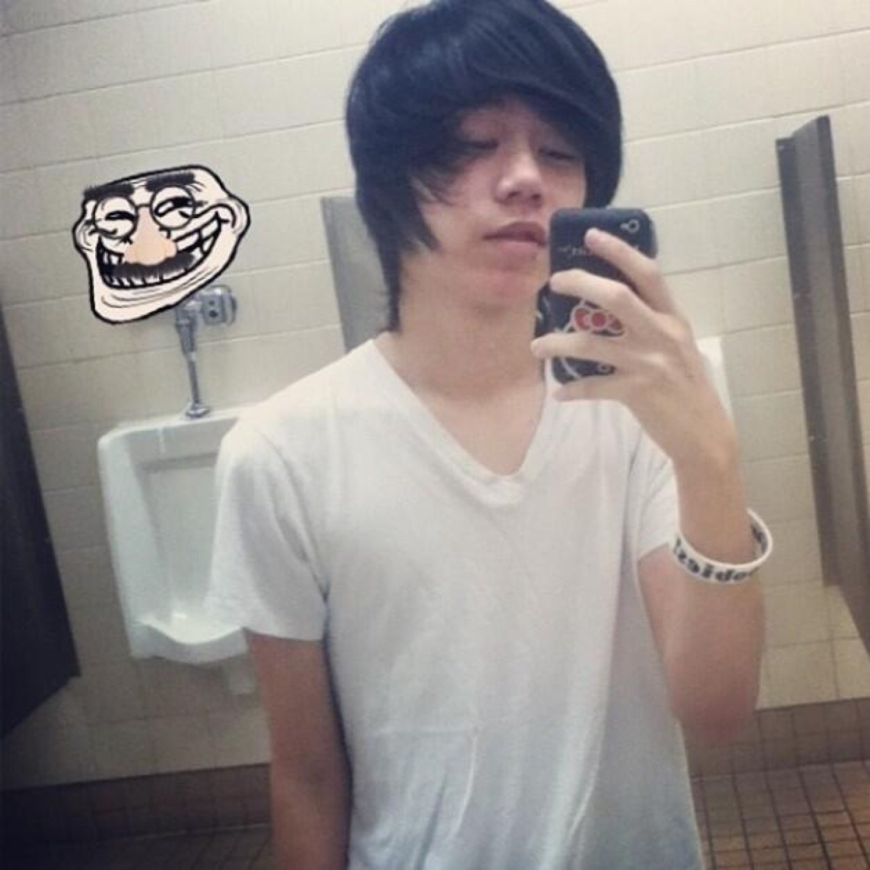 crazy_skittle_x's profile picture. 17. Gay. Pictures are me. RP. Taken ❤