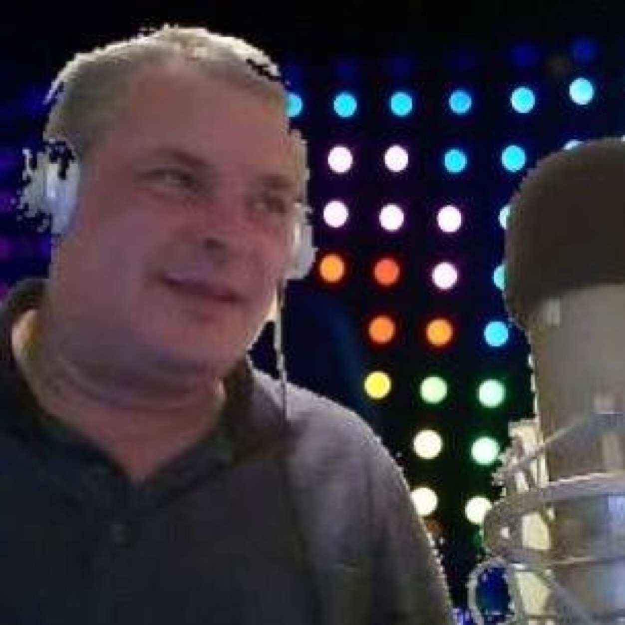 Presenter , Producer @ Radio Heatwave http://t.co/B9pmJd77YE