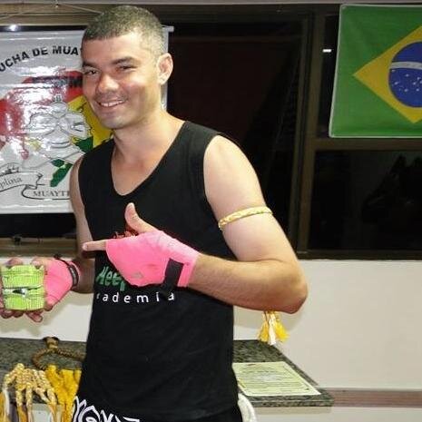 Filho do deus altissimo natural do Rio de janeiro atualmente no Rio Grande Do Sul Cidade Santa Maria frio pacas