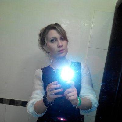 Живу в прекрасном городе. Очень коммуникабельная по жизни. Пытаюсь мыслить просто. Нравится обмениваться мыслями.