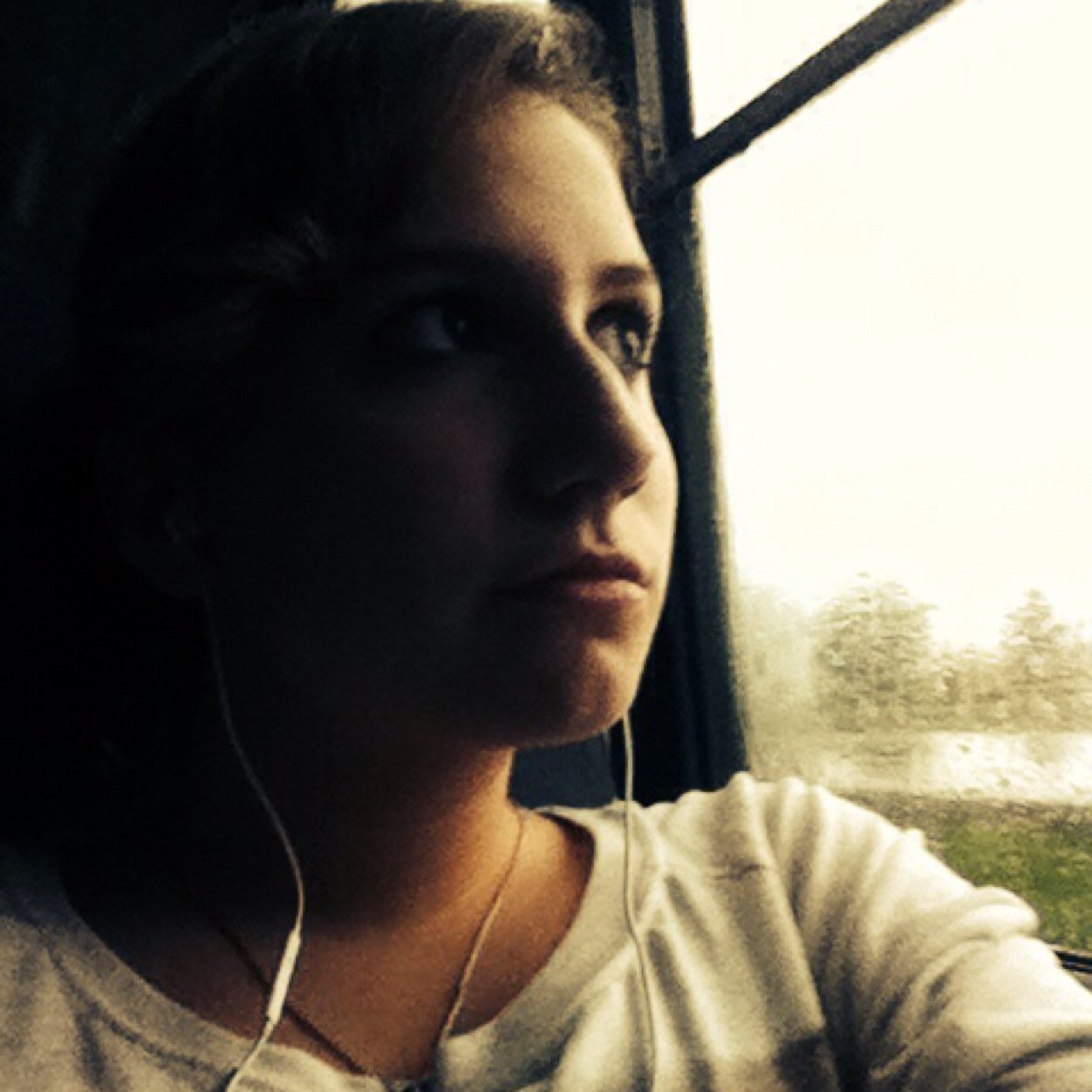 artsy_girl8's profile picture. 