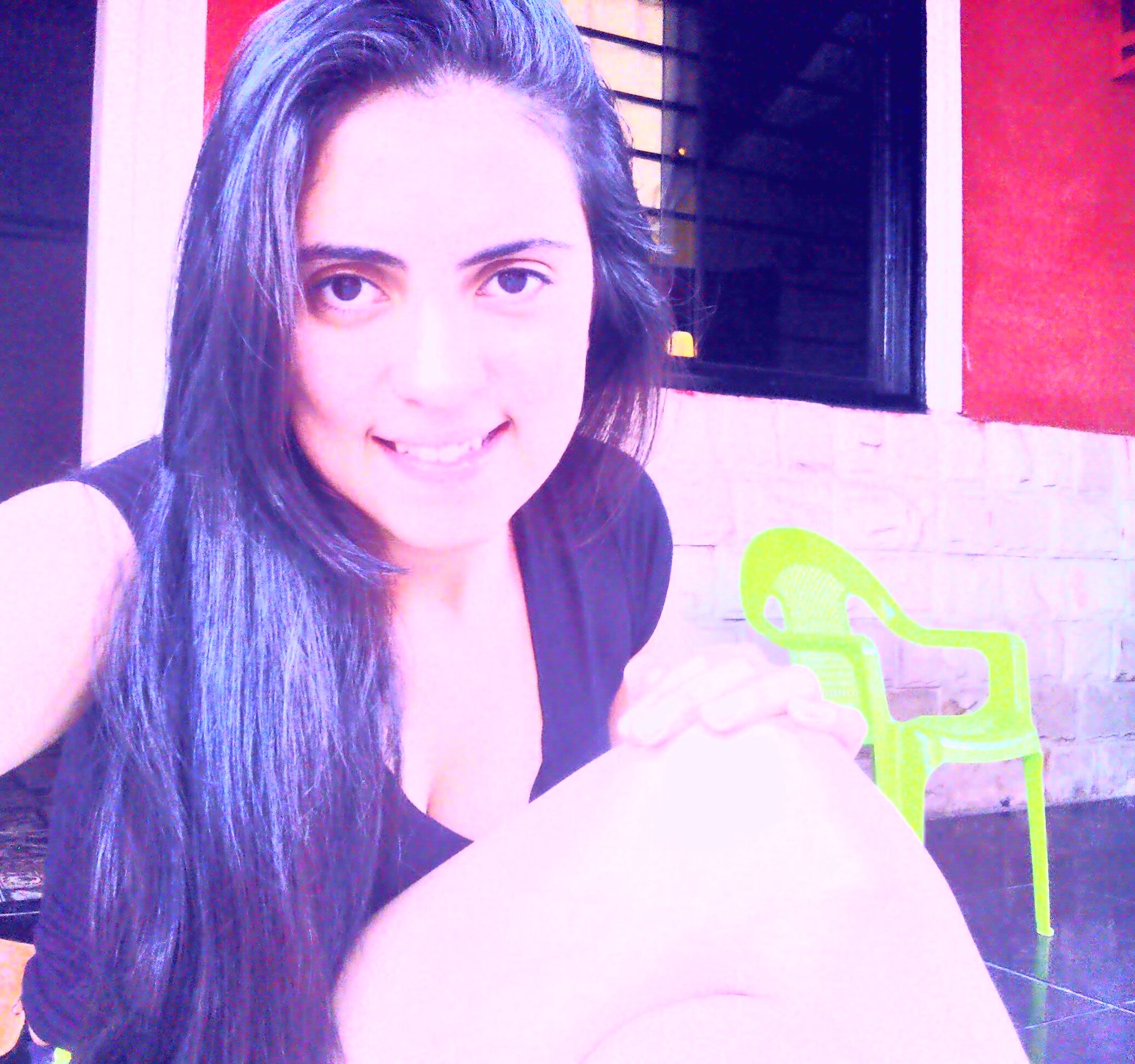 Poseo y domino mi mundo y el de unos cuantos mas! :)#FCJD•DerechoUCA•#lo dulce me enamora#enamorada!